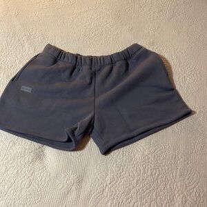 Set active shorts in pebble